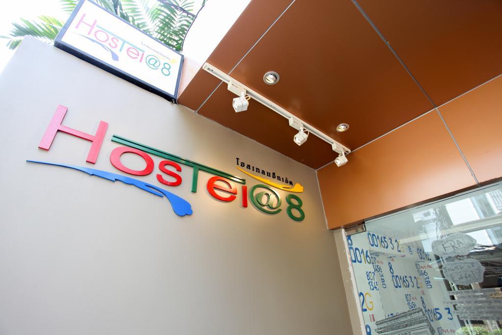 Hostel 8 Sukhumvit Soi 8 曼谷 外观 照片